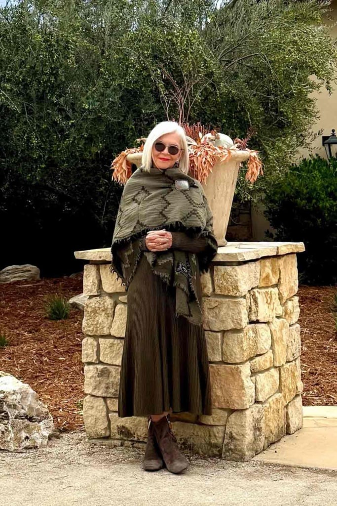 Column Dressing Olive Green-Cindy Hattersley