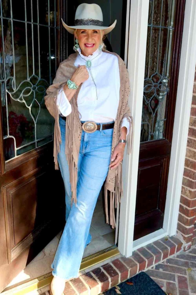 Kim Frick in Cowboy hat & jeans