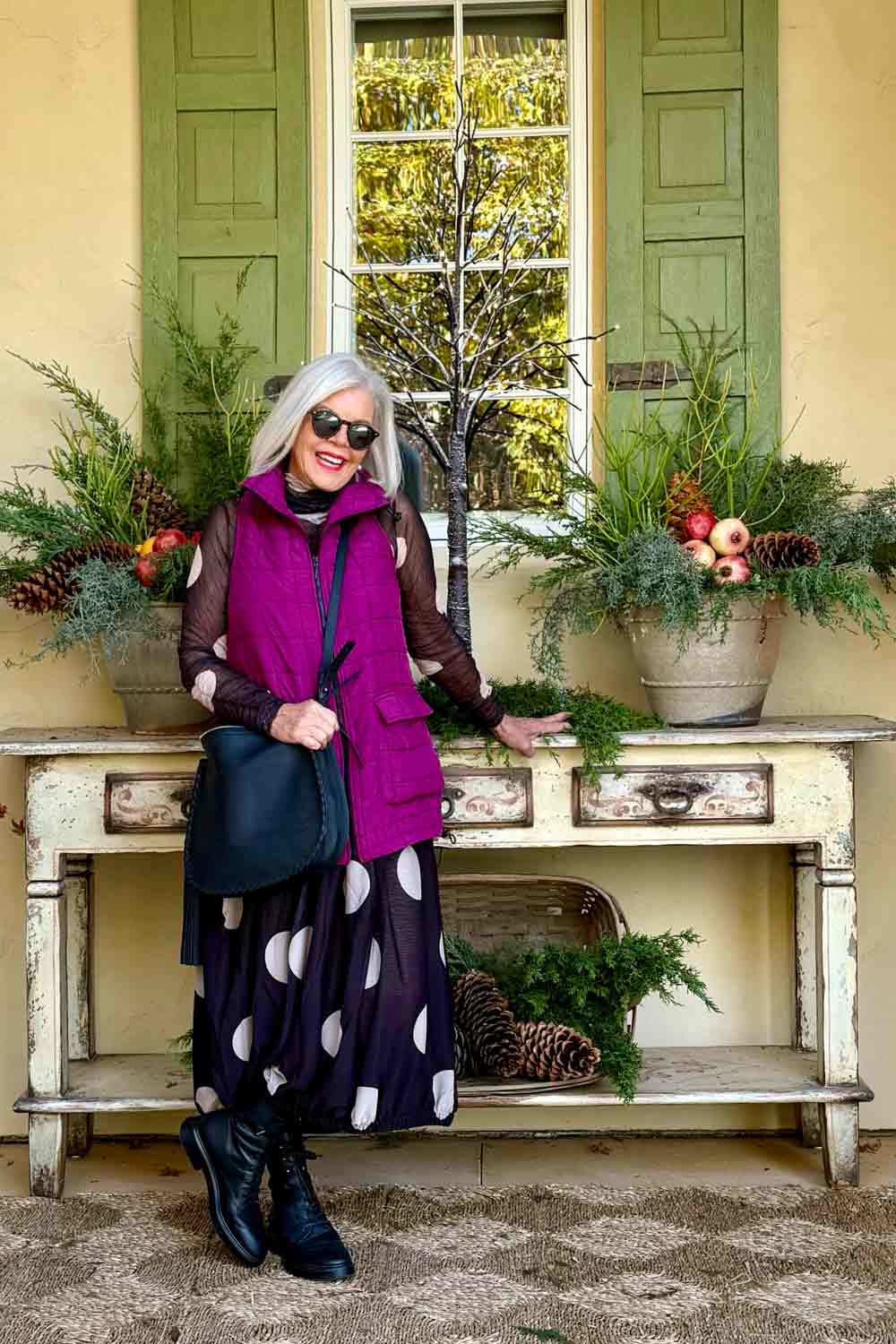 Lisa Bayne for Artful Home Outfit