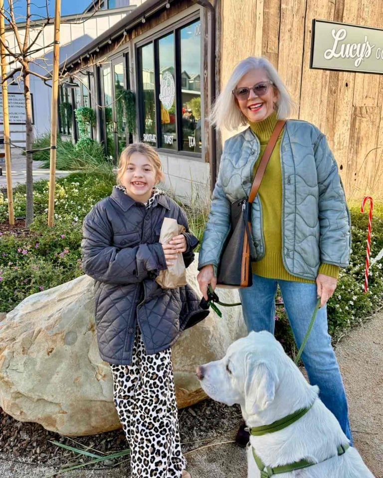 Summer and Gabi Xmas 2025