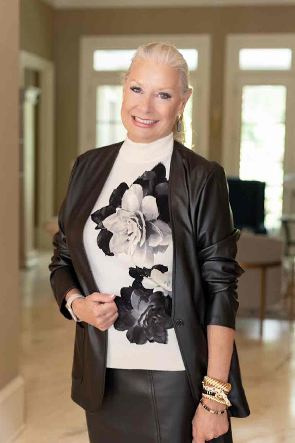 ROBIN LAMONTE IN FAUX LEATHER