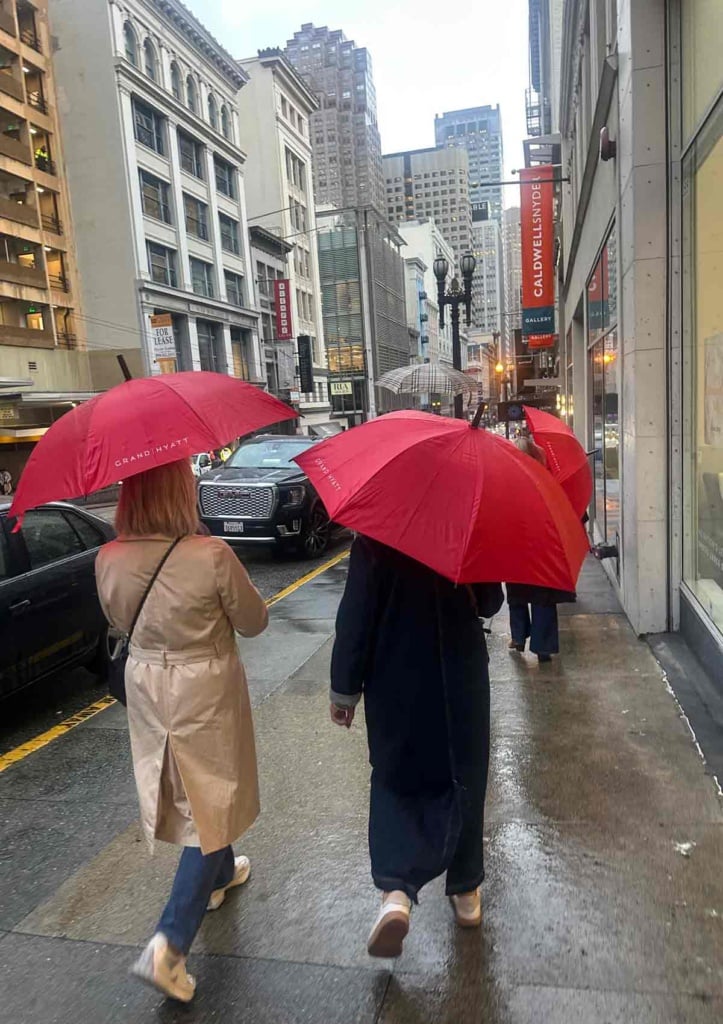 Jennifer Connelly and Cindy Hattersley walking to dinner in San Francisco