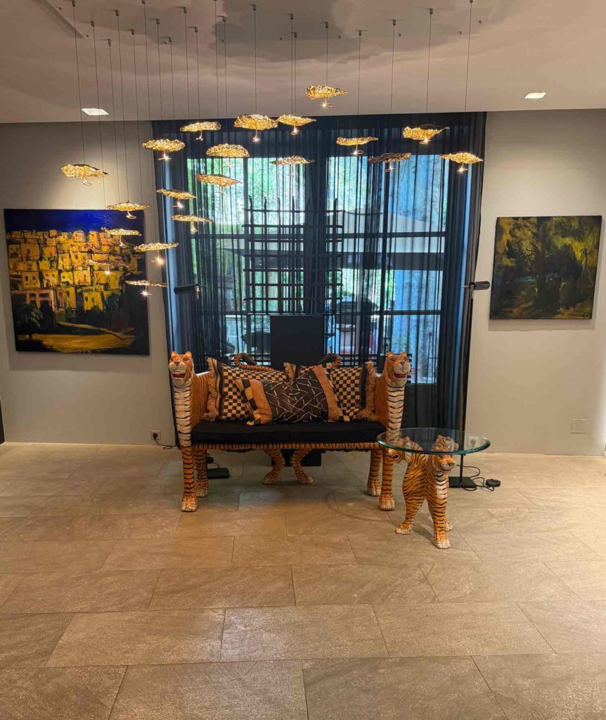 Maison Sur La Sogue Boutique Hotel & Art Gallery