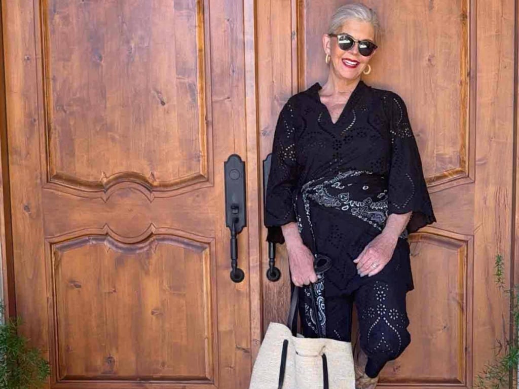 cindy hattersley in natalie martin look black eyelet