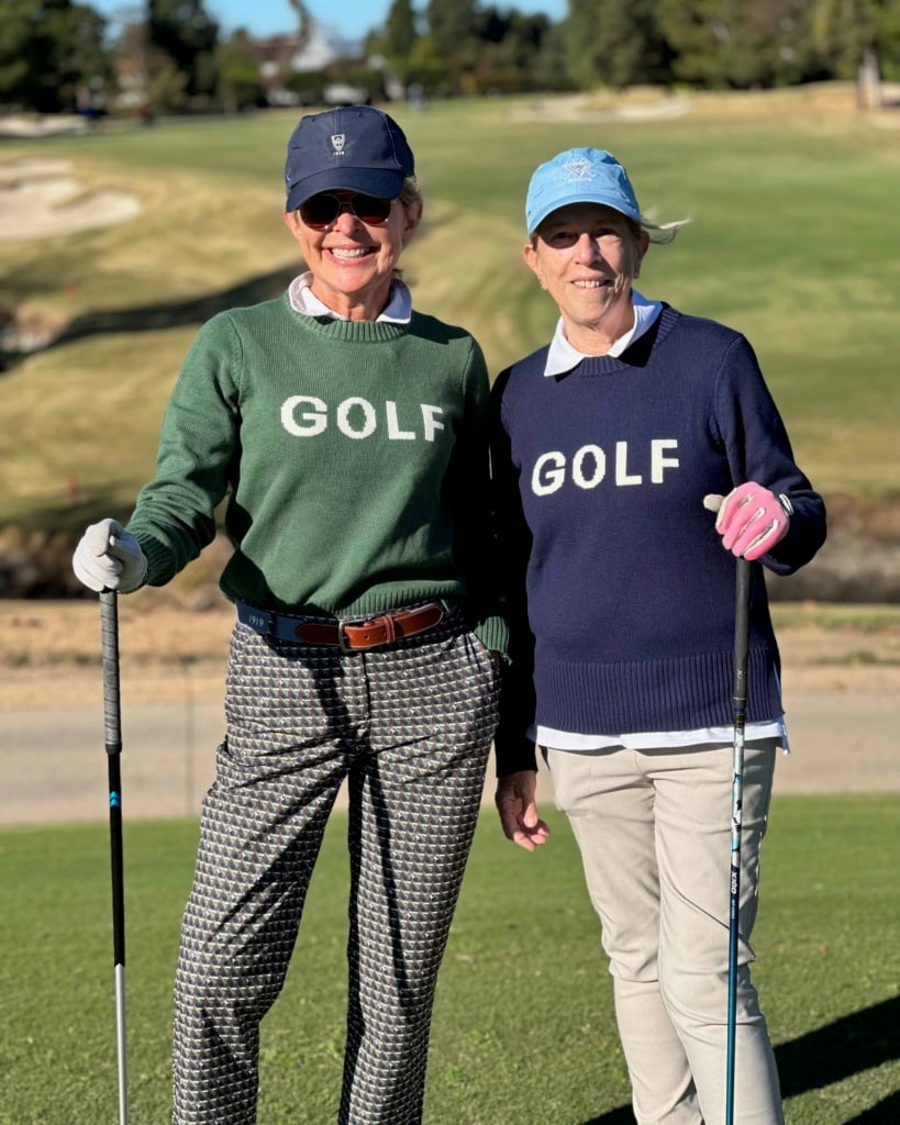 susan feldman and phyllis berger golfing